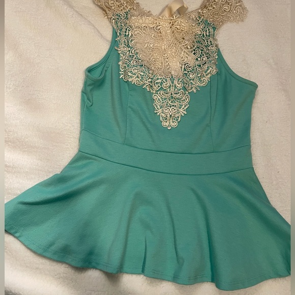 Tops - Mint Lace Peplum Top